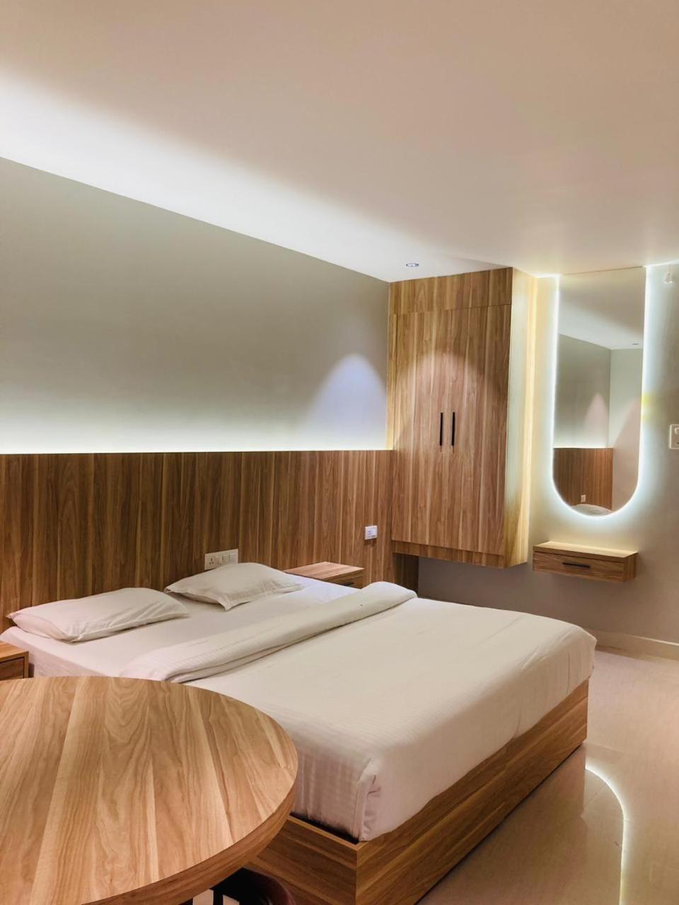 Muziris Manor Residency 호텔 Kochi 외부 사진