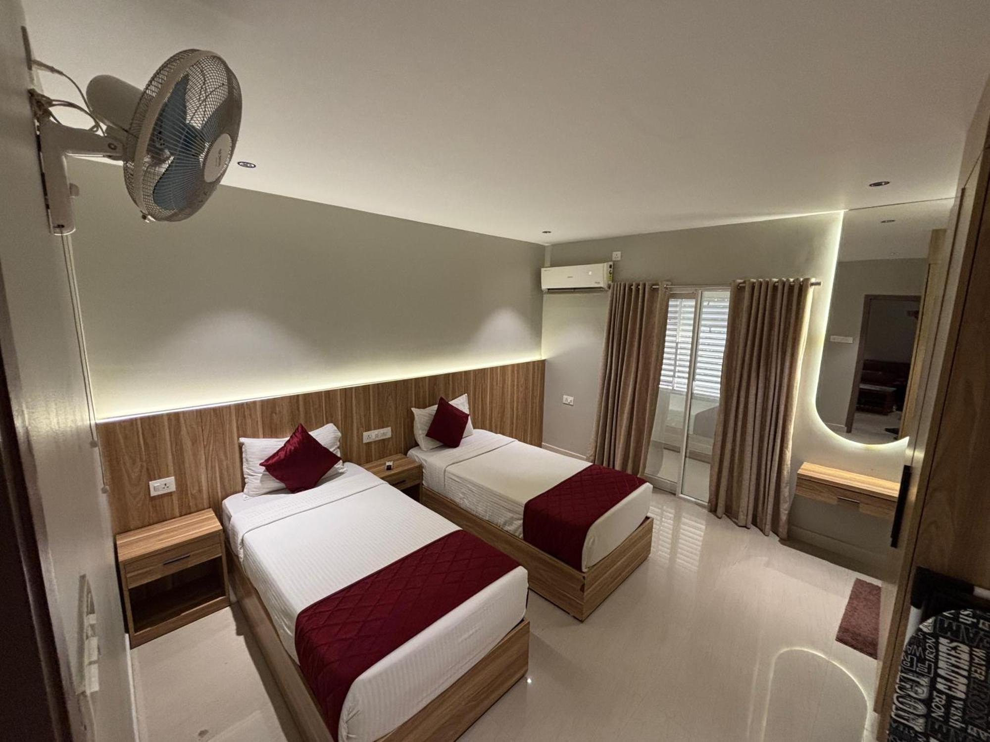 Muziris Manor Residency 호텔 Kochi 외부 사진
